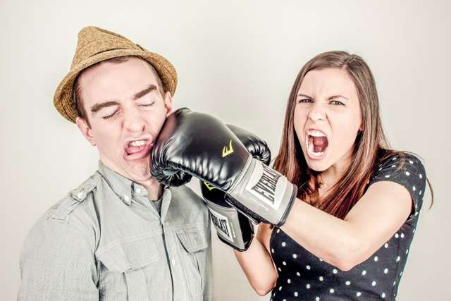 Il Mestiere di Vendere Online: Teoria Vs Pratica Il Mestiere di Vendere Online: Teoria Vs Pratica